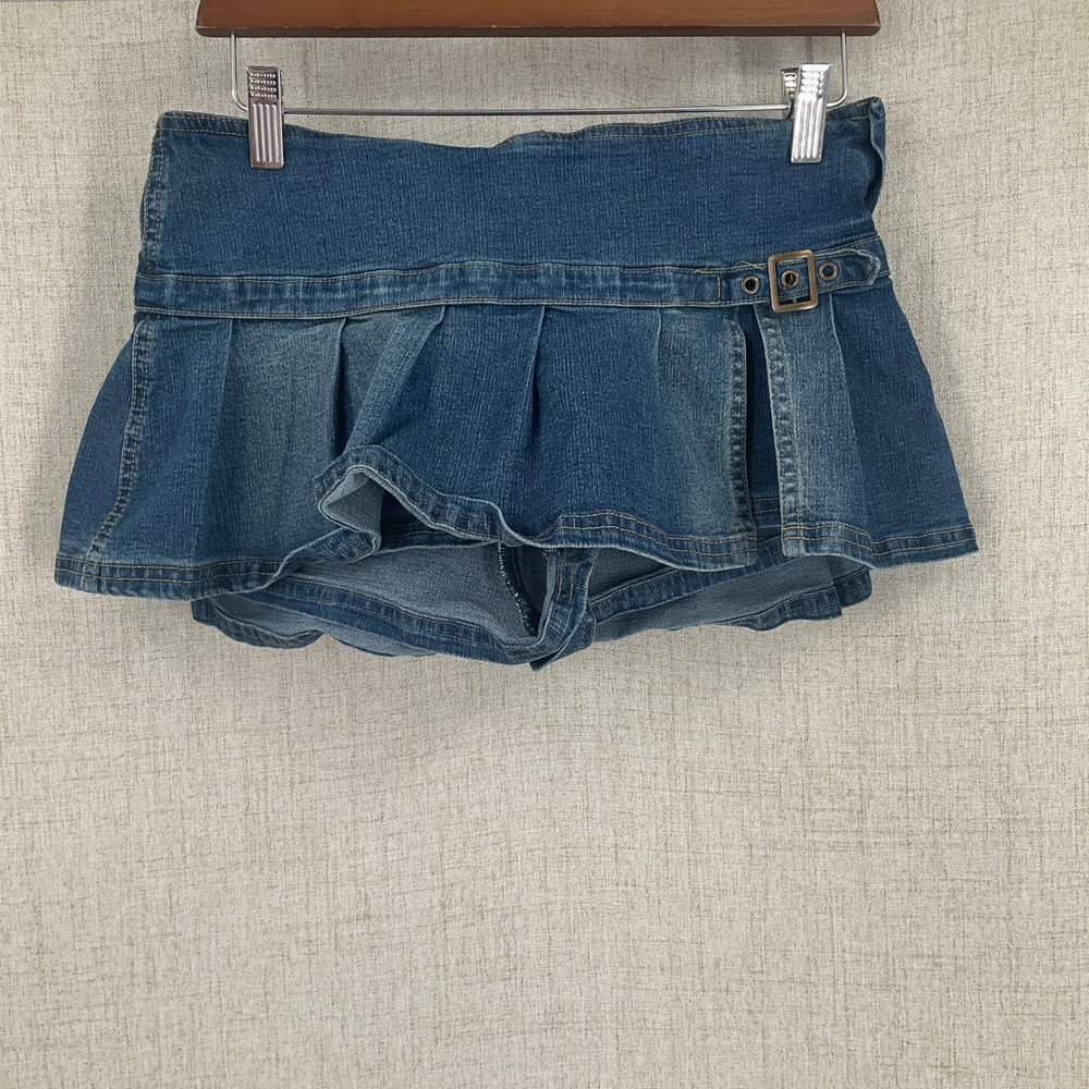 BDG Denim Micro Mini Skirt Women M Blue Cotton Y2K Style Pleated Side Buckle - Picture 2 of 9